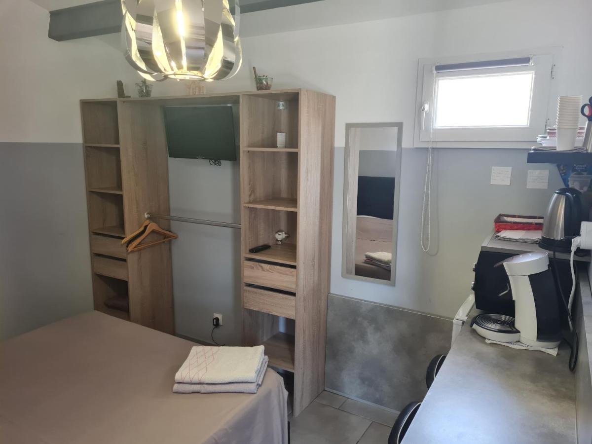 Ferienwohnung Chambre Cosy Avec Terrasse Arles Exterior foto